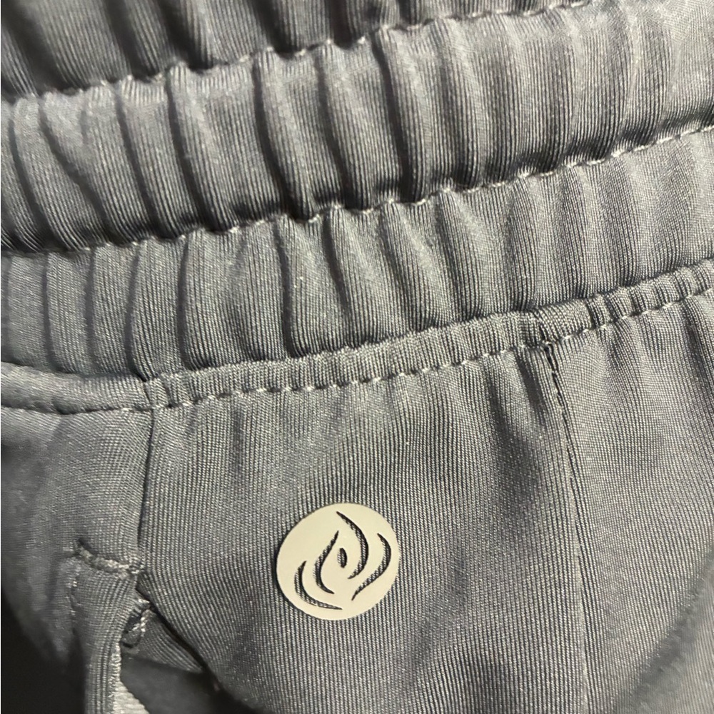 Women’s Apana Active Wear Gray Pants XL Like New - Picture 2 of 4